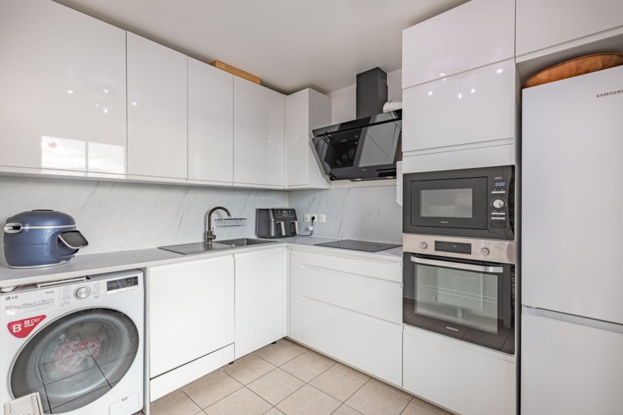 Appartement familial de 4 pièces avec balcon - Nanterre
