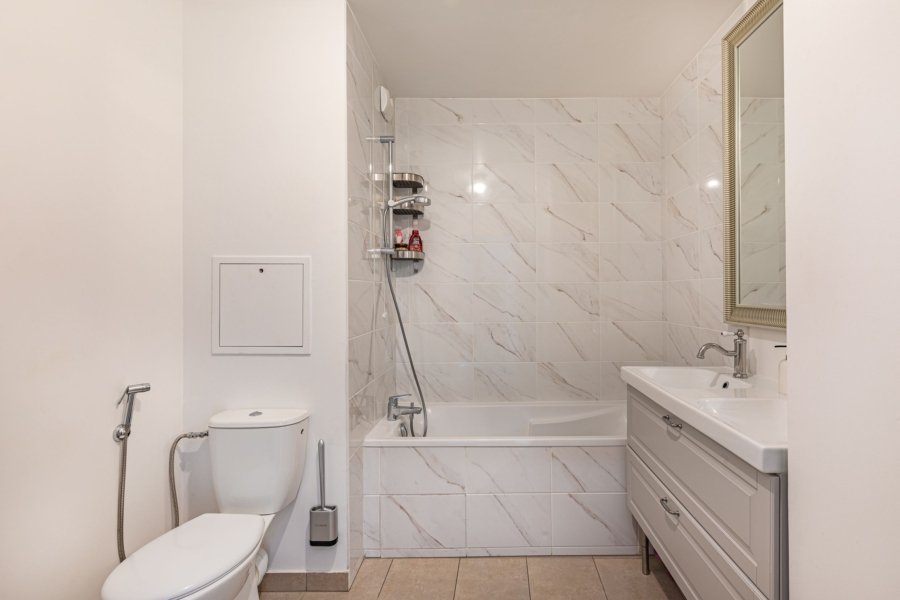 Appartement familial de 4 pièces avec balcon - Nanterre